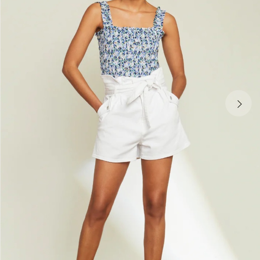 NWT Veronica Beard white Nori Updated paperback shorts 28